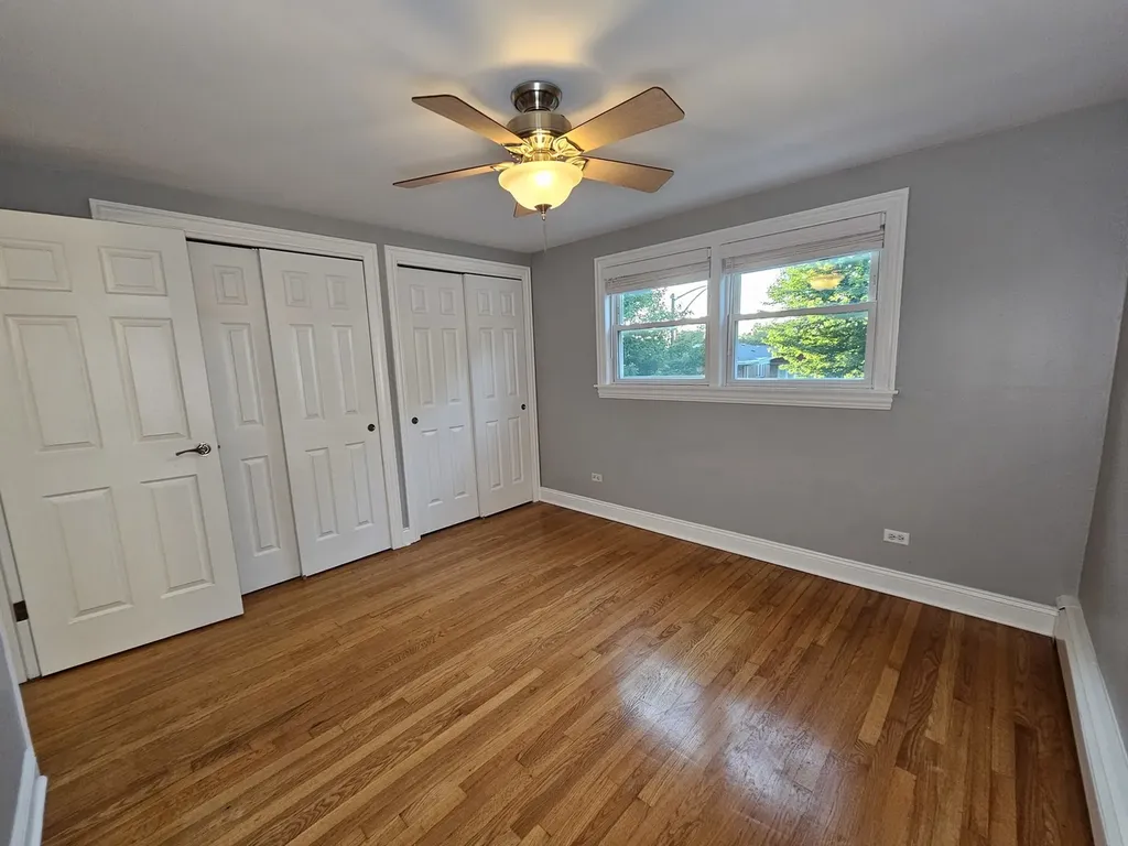 6925 West 64th Place Chicago IL 60638