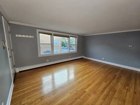 6925 West 64th Place Chicago IL 60638