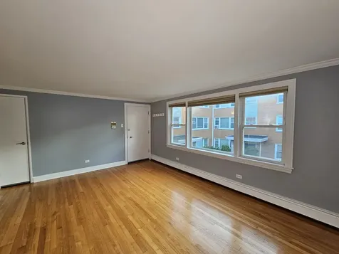 6925 West 64th Place Chicago IL 60638