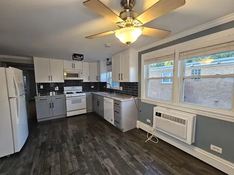 6925 West 64th Place Chicago IL 60638