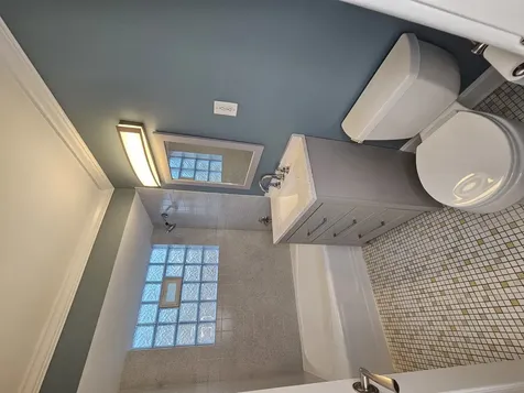 6925 West 64th Place Chicago IL 60638