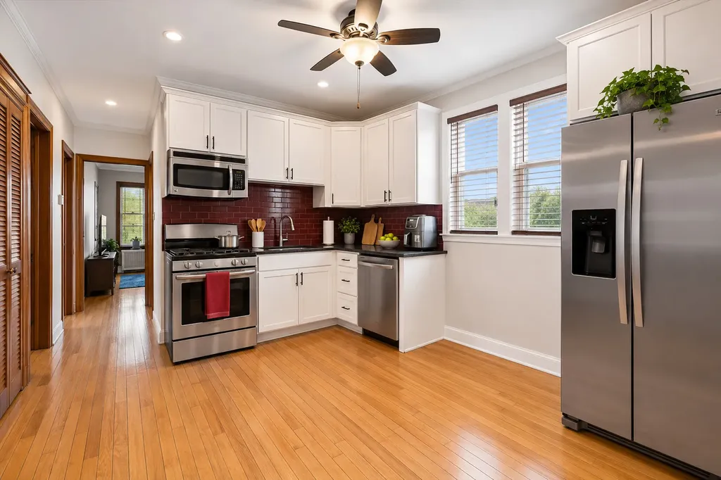 4988 North Elston Avenue Chicago IL 60630