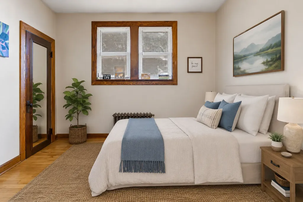 4988 North Elston Avenue Chicago IL 60630