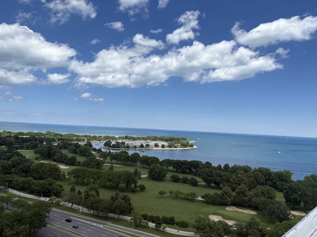 3950 North Lake Shore Drive Chicago IL 60613