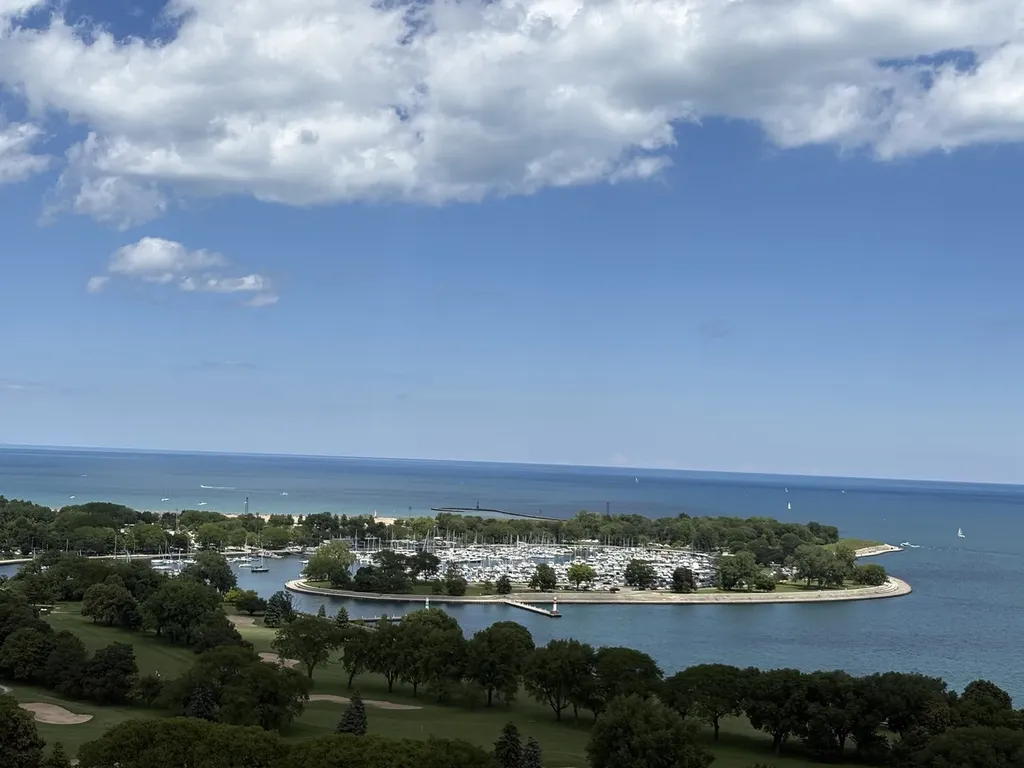 3950 North Lake Shore Drive Chicago IL 60613