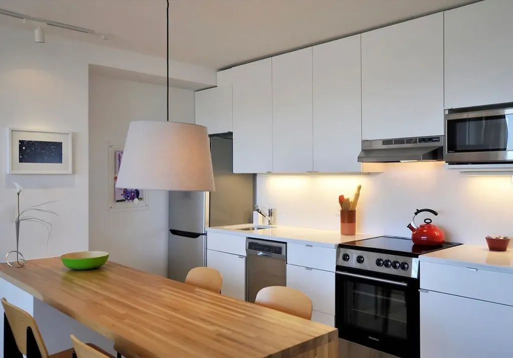 3950 North Lake Shore Drive Chicago IL 60613