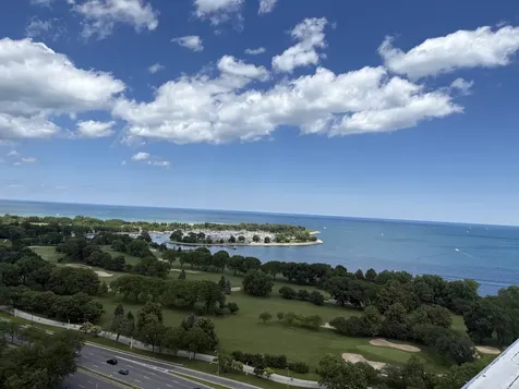 3950 North Lake Shore Drive Chicago IL 60613