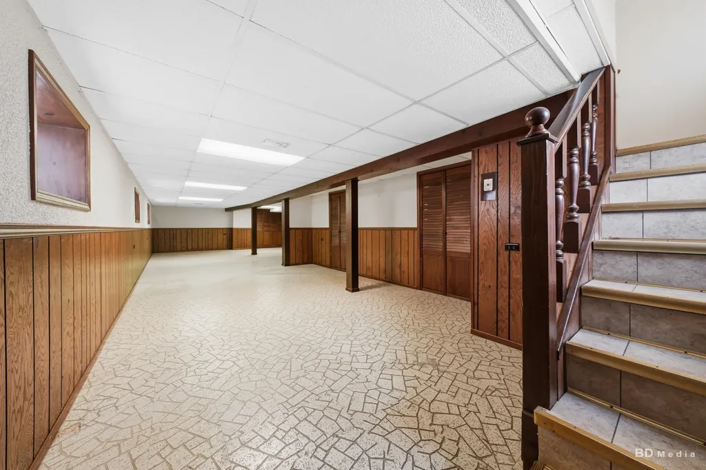 3846 West 84th Place Chicago IL 60652