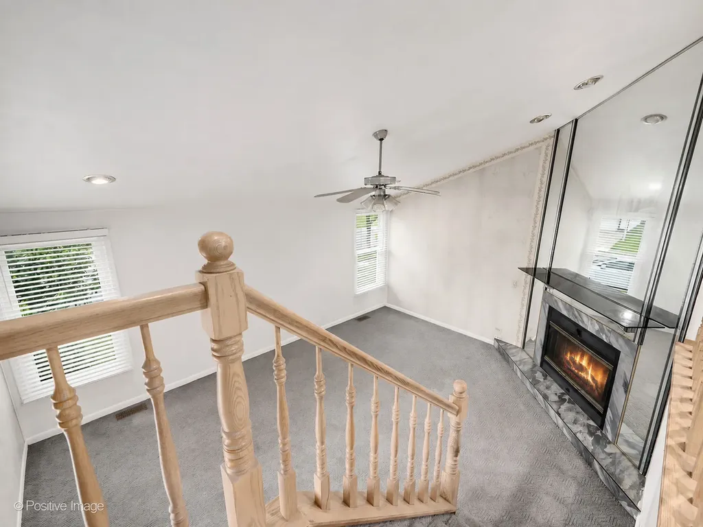 290 Loveland Drive Glendale Heights IL 60139