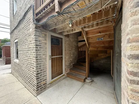 2329 West Farwell Avenue Chicago IL 60645