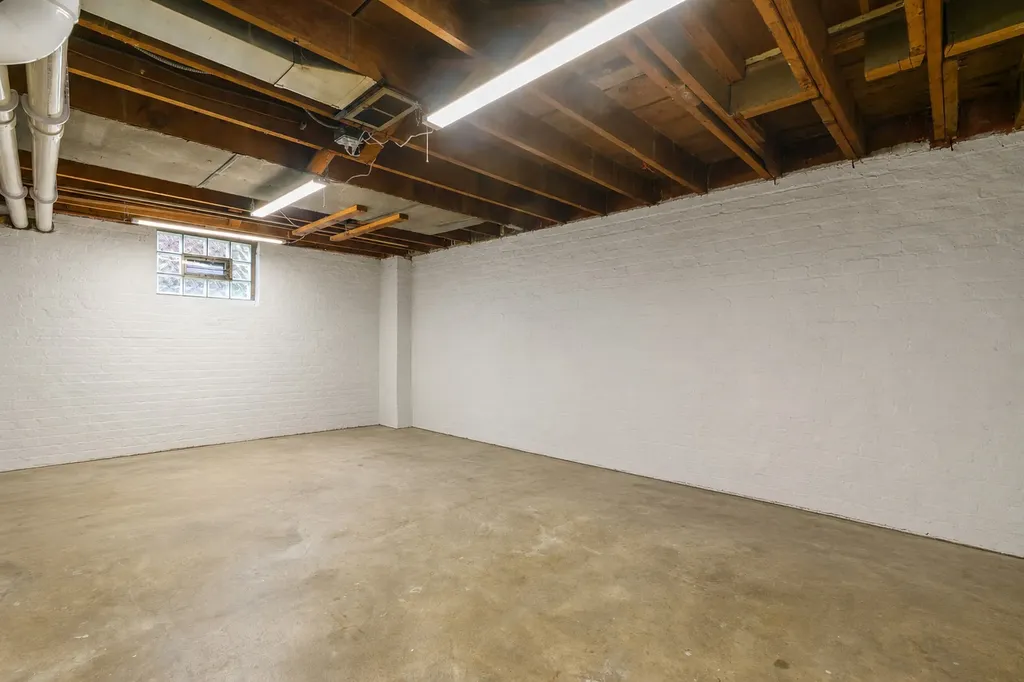 7727 West Berwyn Avenue Chicago IL 60656