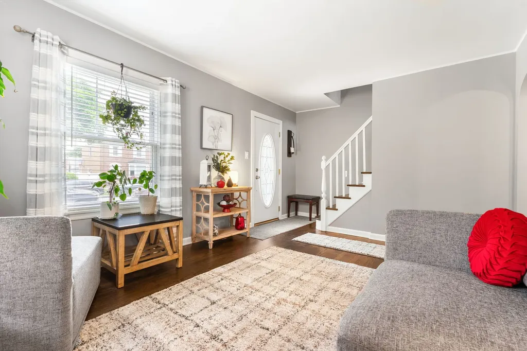 7727 West Berwyn Avenue Chicago IL 60656