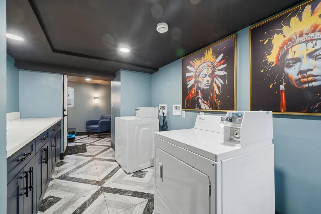 6331 South Elizabeth Street Chicago IL 60636