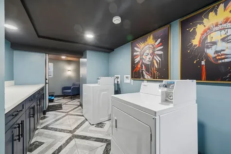 6331 South Elizabeth Street Chicago IL 60636