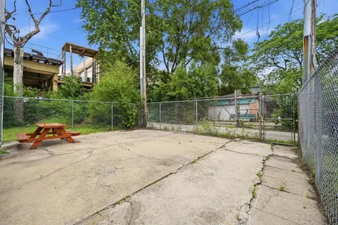 6331 South Elizabeth Street Chicago IL 60636