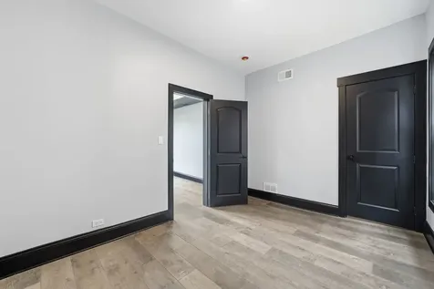 6331 South Elizabeth Street Chicago IL 60636