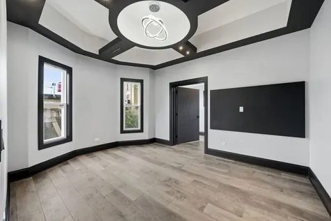 6331 South Elizabeth Street Chicago IL 60636