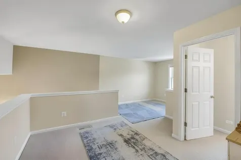 1513 Yellowstone Drive Streamwood IL 60107