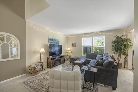 1513 Yellowstone Drive Streamwood IL 60107