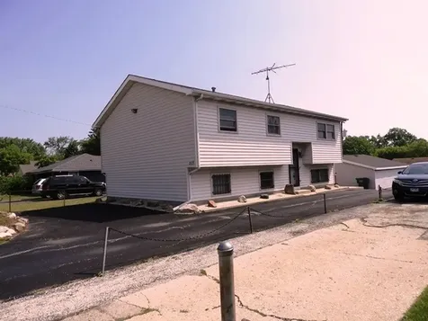 2125 Wright Avenue North Chicago IL 60064