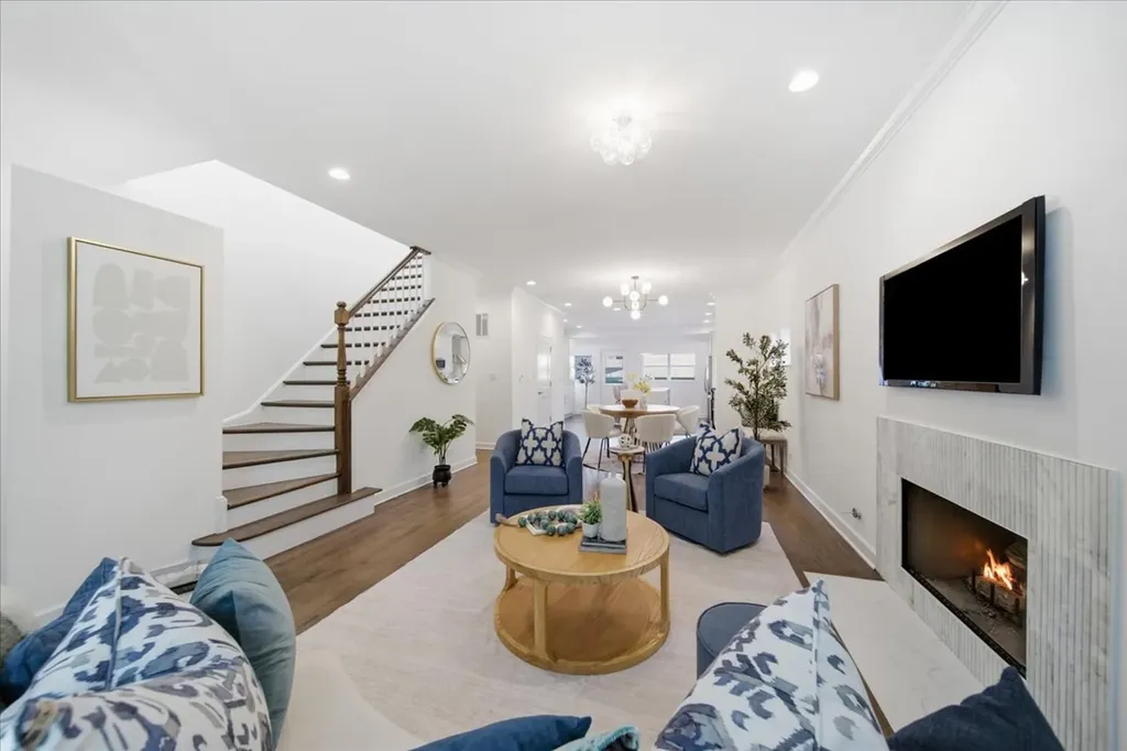 1614 West Wabansia Avenue Chicago IL 60622