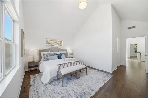 1614 West Wabansia Avenue Chicago IL 60622
