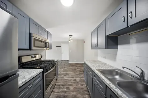 9954 South 84th Terrace S Palos Hills IL 60465