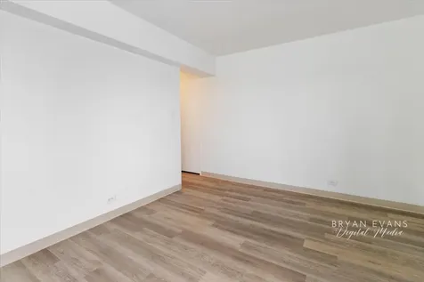 7337 South South Shore Drive Chicago IL 60649