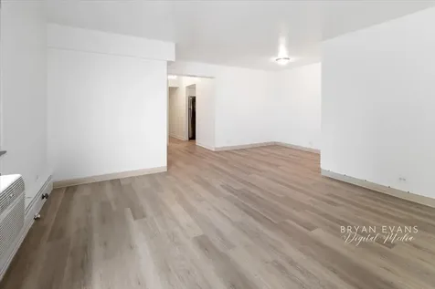7337 South South Shore Drive Chicago IL 60649