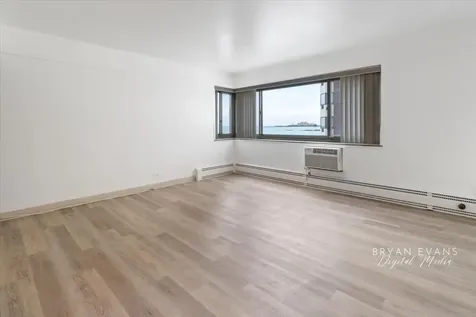 7337 South South Shore Drive Chicago IL 60649