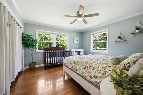 17W040 Oak Lane Bensenville IL 60106
