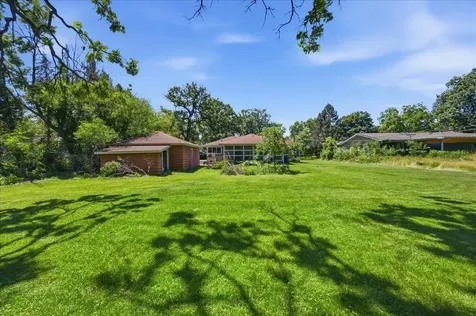 17W040 Oak Lane Bensenville IL 60106