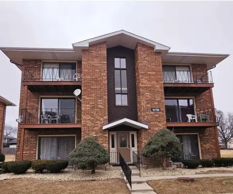 15700 Reynolds Lane Oak Forest IL 60452