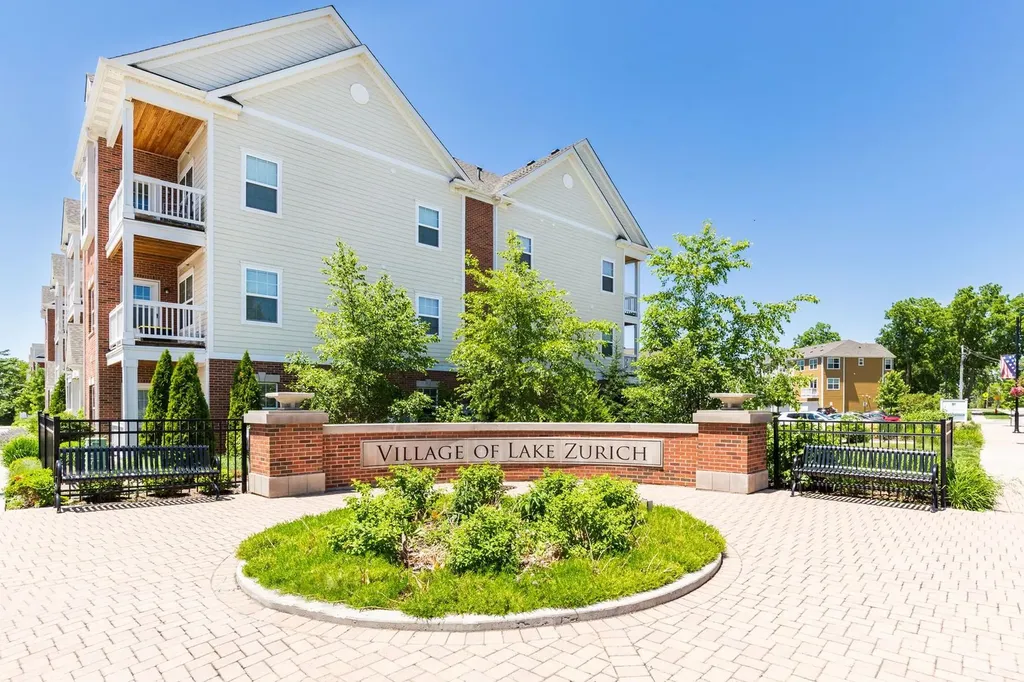 60 West Main Street Lake Zurich IL 60047