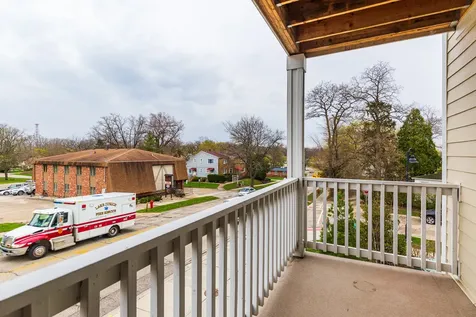 60 West Main Street Lake Zurich IL 60047