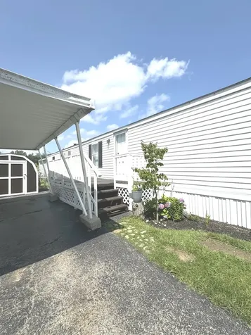 1028 North West Alma Circle Round Lake IL 60073