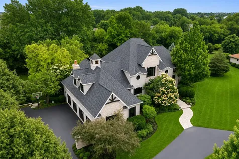 10N618 Manchester Lane Elgin IL 60124