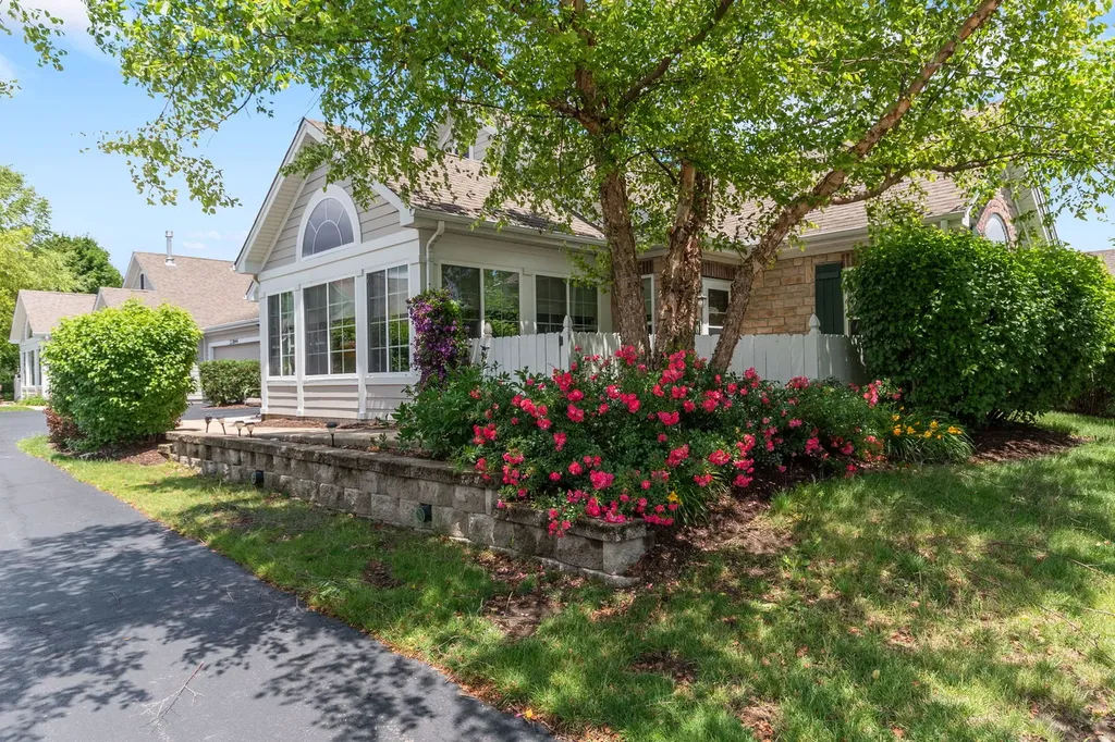 23840 West Dayfield Drive Plainfield IL 60586