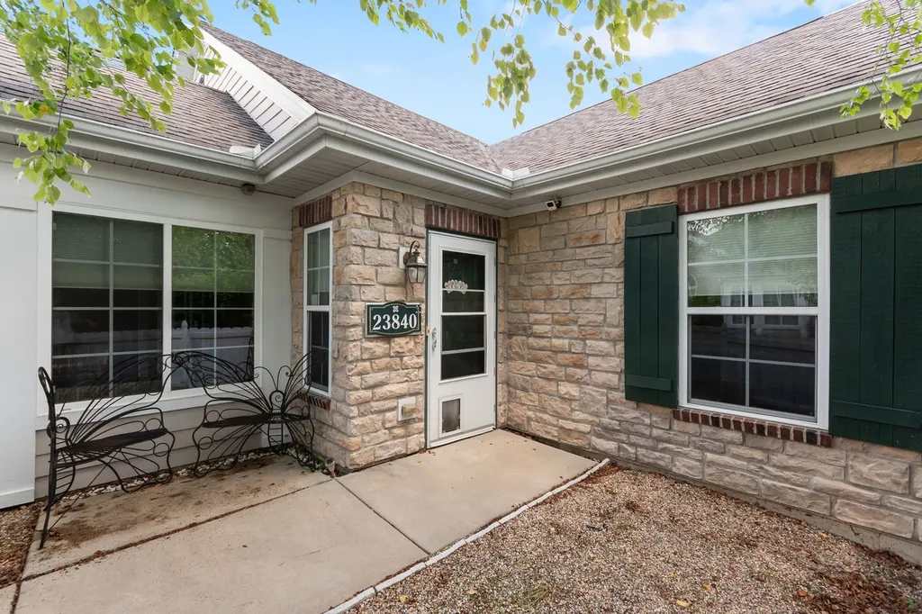 23840 West Dayfield Drive Plainfield IL 60586