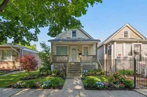 8918 South Woodlawn Avenue Chicago IL 60619