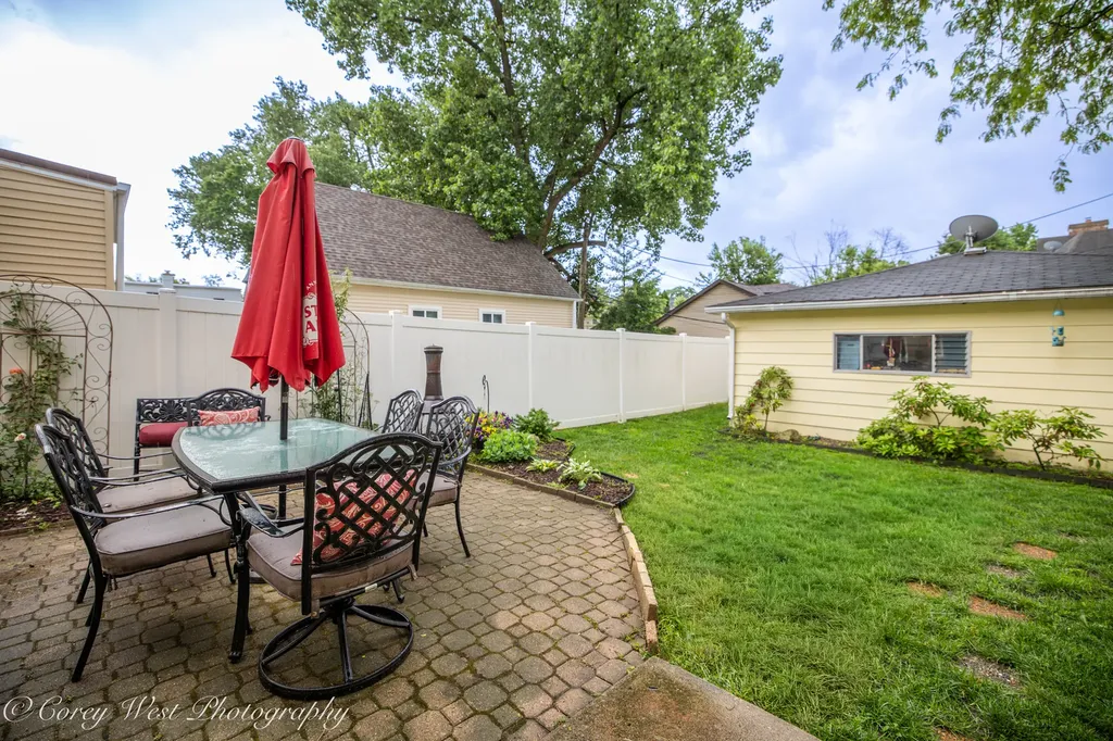 398 West Saint Charles Road Elmhurst IL 60126