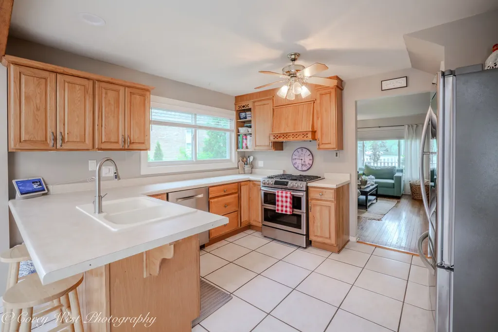 398 West Saint Charles Road Elmhurst IL 60126