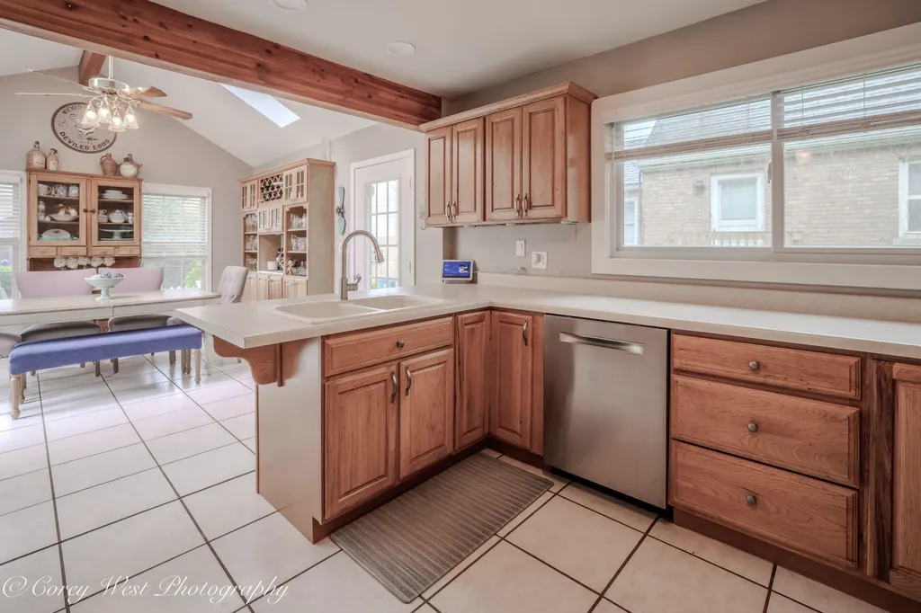 398 West Saint Charles Road Elmhurst IL 60126