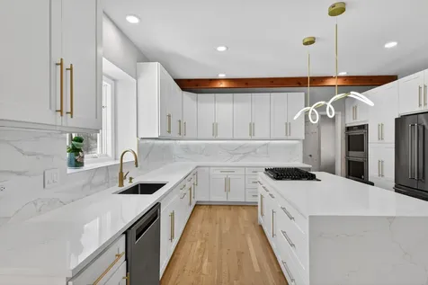 25138 North Pawnee Road Barrington IL 60010