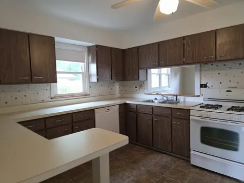 15506 Clifton Park Avenue Markham IL 60428