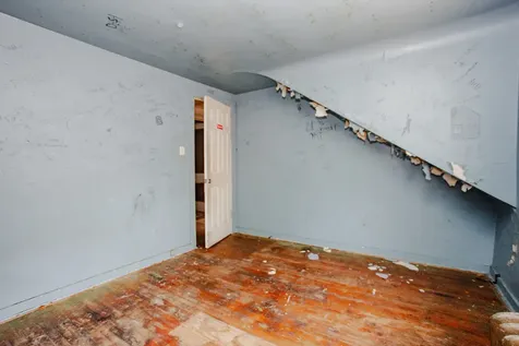 8255 South Saint Lawrence Avenue Chicago IL 60619