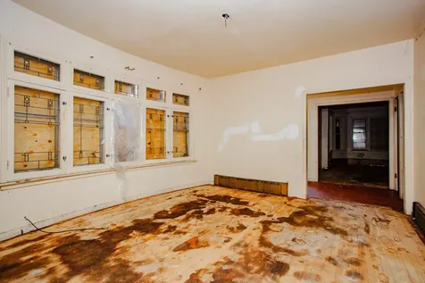8255 South Saint Lawrence Avenue Chicago IL 60619