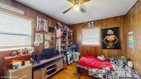 104 Channel Drive Port Barrington IL 60010