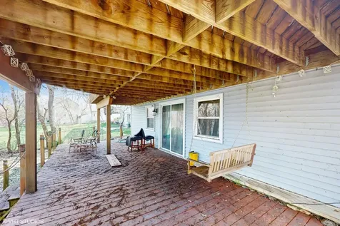 104 Channel Drive Port Barrington IL 60010