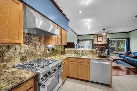 1032 Woodview Court Aurora IL 60502
